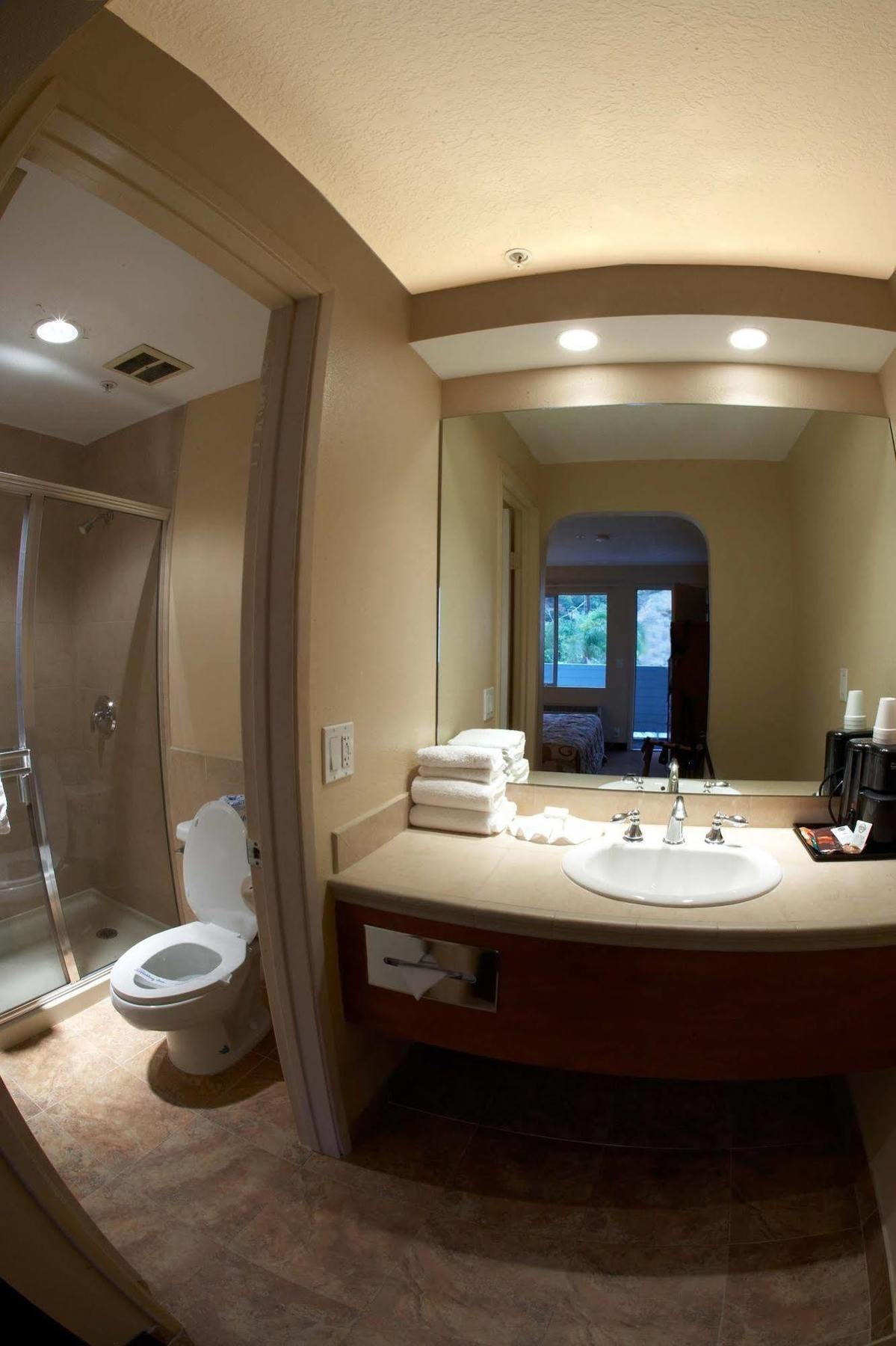 Riverleaf Inn Mission Valley ซานดิเอโก ภายนอก รูปภาพ